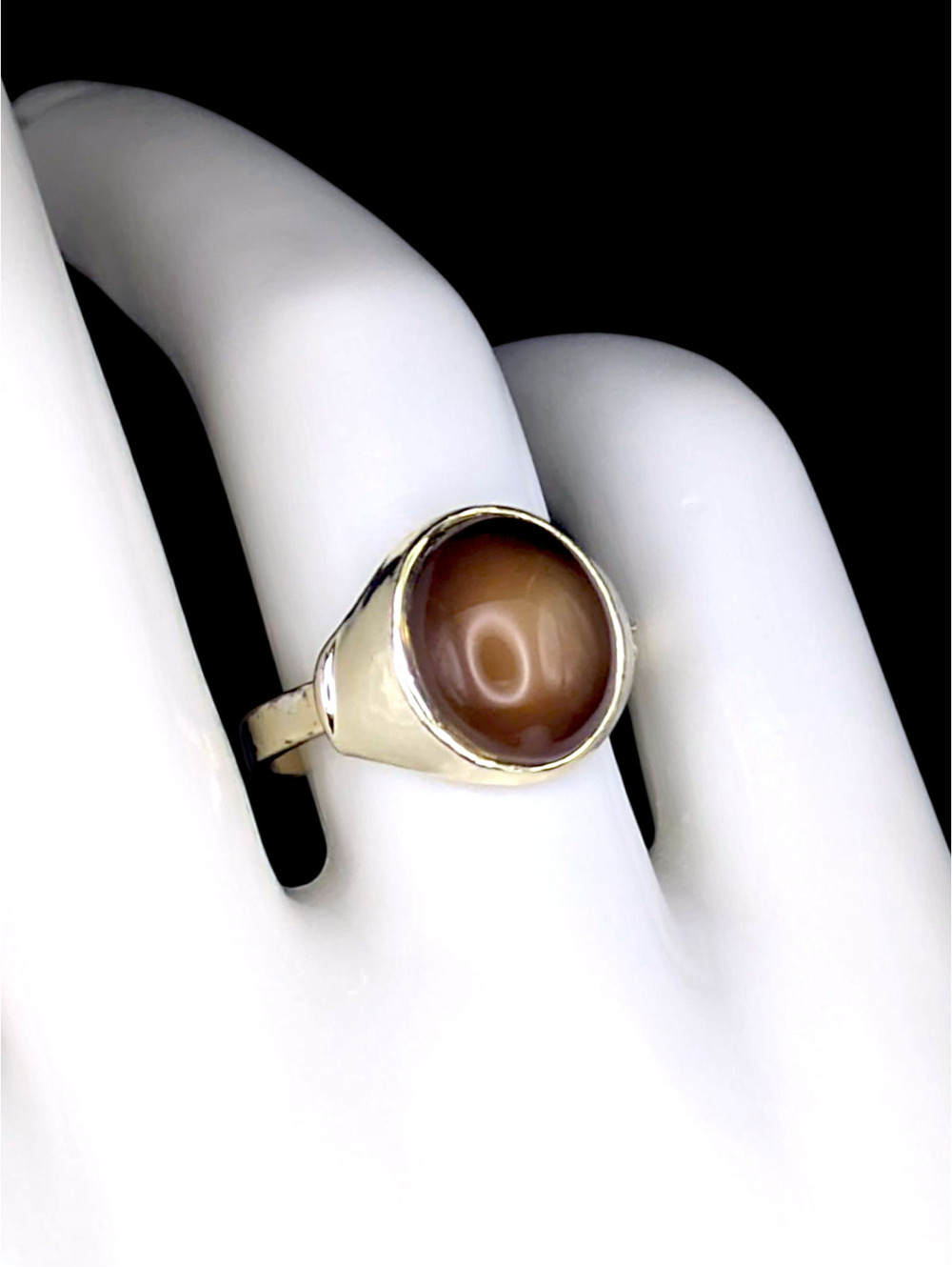 Vintage Oval Cabochon Simulated Tigers Eye Gold Toned Adjustable Ring